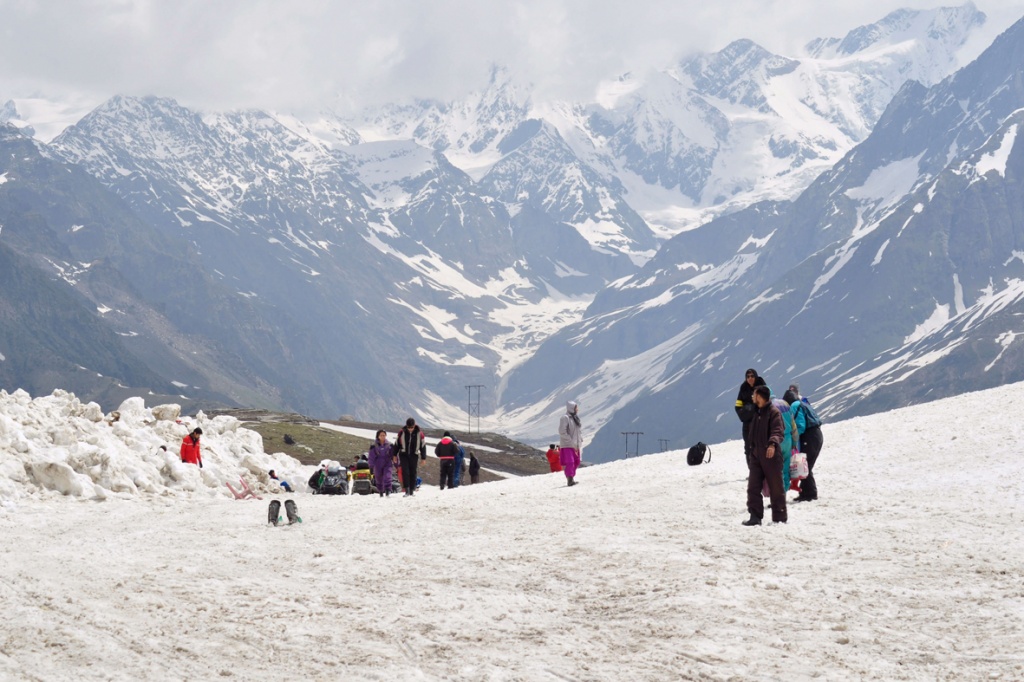 manali budget tour packages